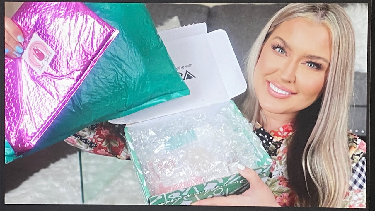 NEW OFRA COSMETICS MYSTERY BOX | PAW PET BOX UNBOXING | PR UNBOXING | HOTMESS MOMMA MD