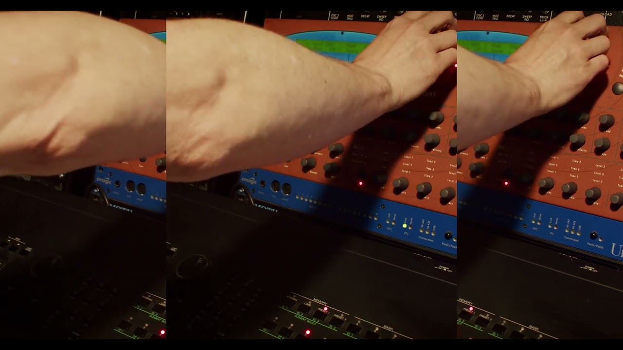 Exploring sounds on the Waldorf Microwave XT
