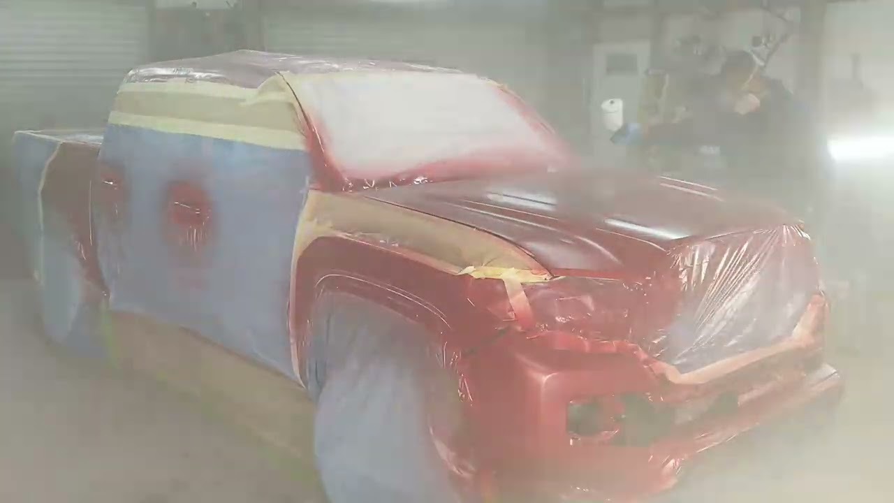 PAINTING a Toyota Tacoma in 4 Minutes #respray #toyota #taco #tavoma #3W1B #RED