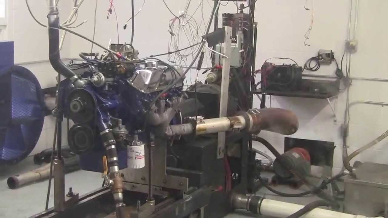 Ford 428 Cobra Jet on dyno - over 450 horsepower!