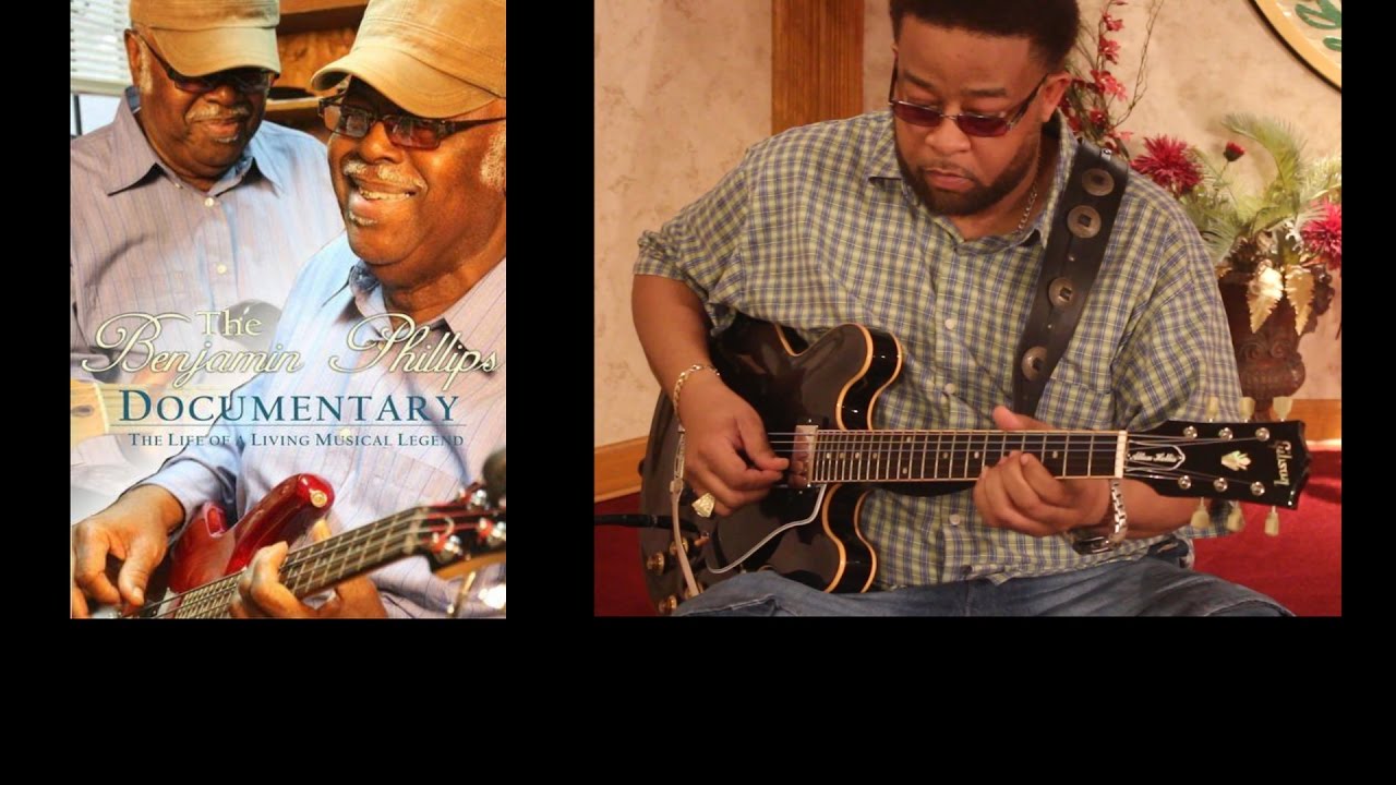 Alton Hollis playing 