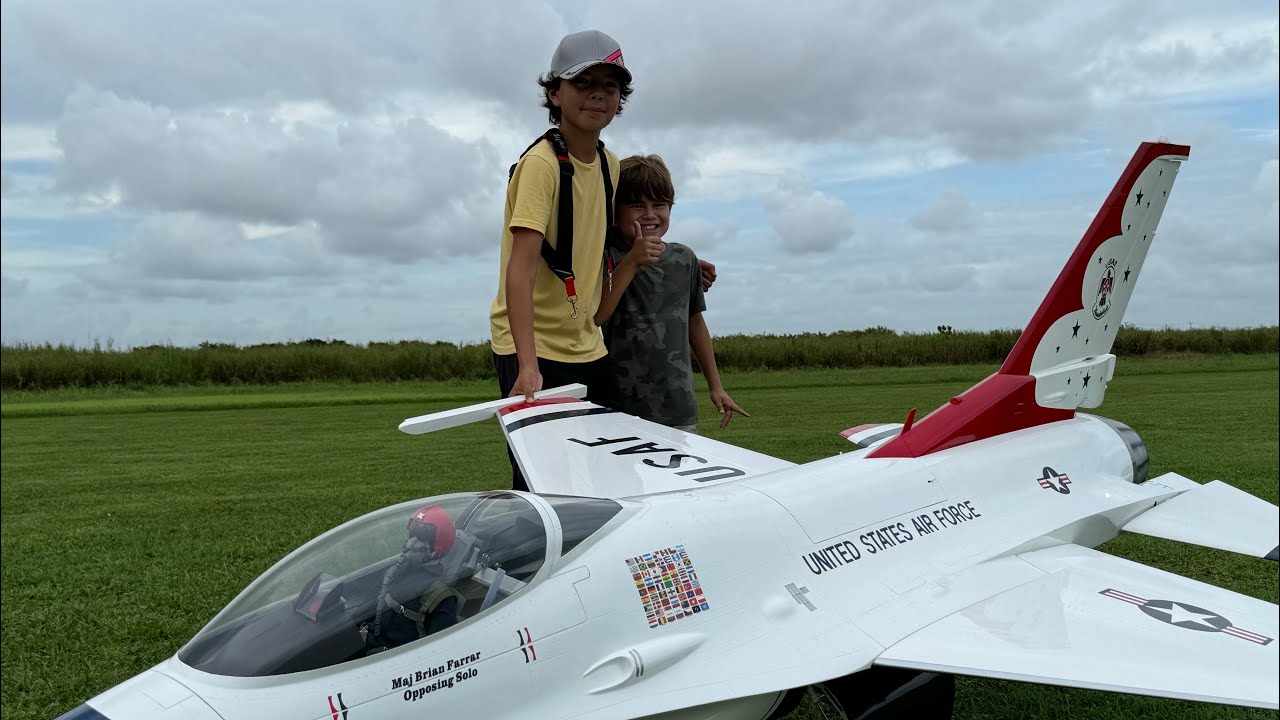 Bvm f16 1/5 scale kingtech 260 Jeti  ds24 maiden