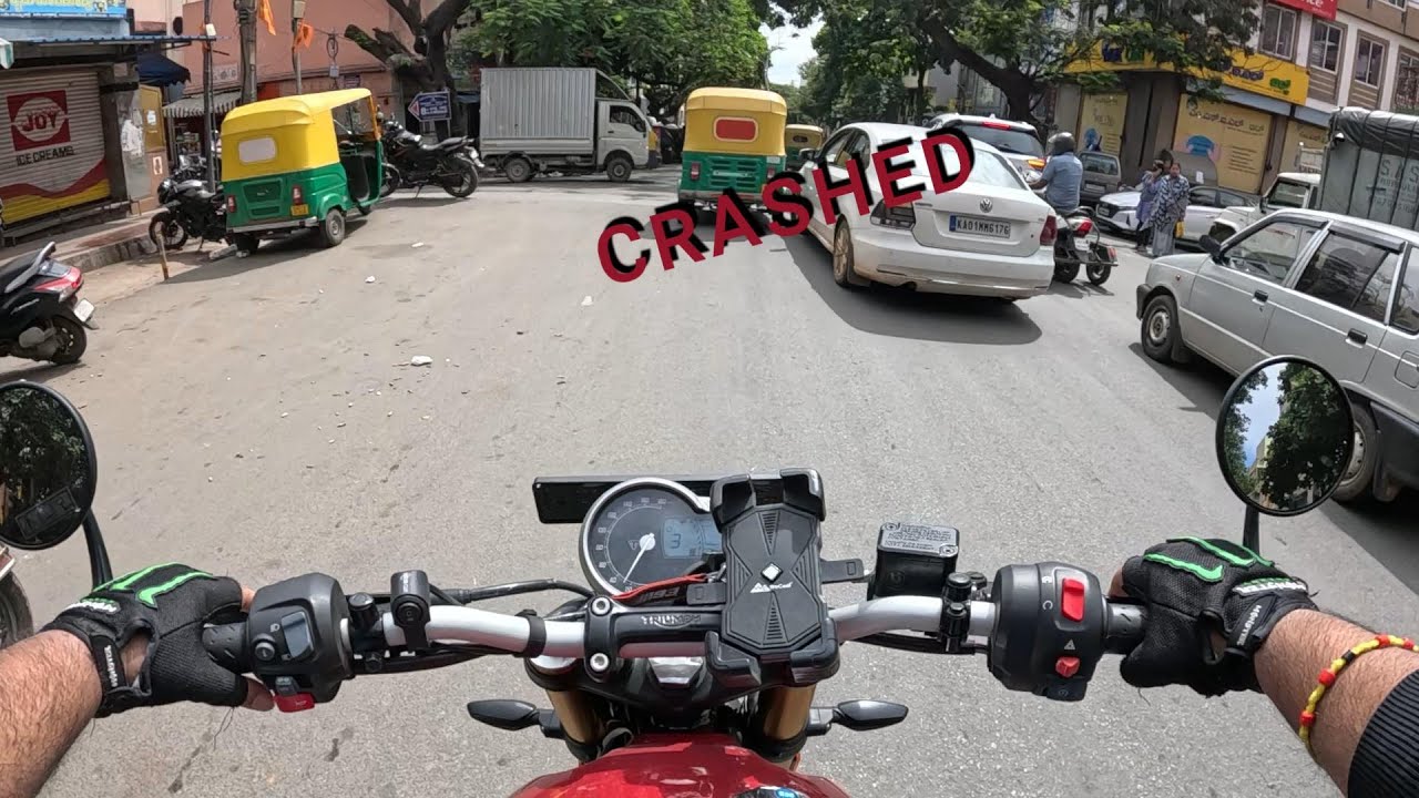 Car crashed into autorickshaw  #banglore #speed400 #asmr
