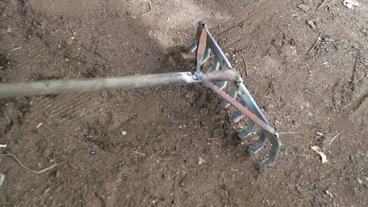 African Workshops: Rake Making
