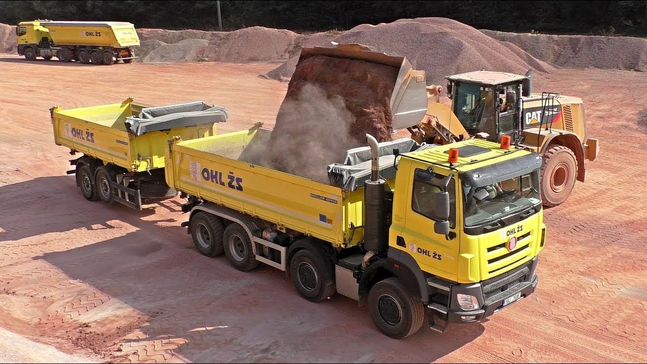 Tatra Phoenix with Cat 966K in quarry