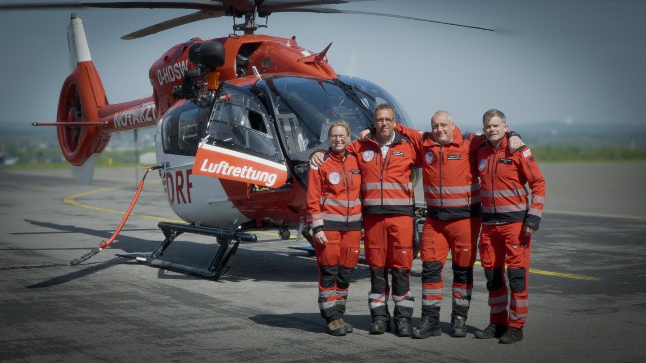 Schwerter-Runde bei der DRF Luftrettung