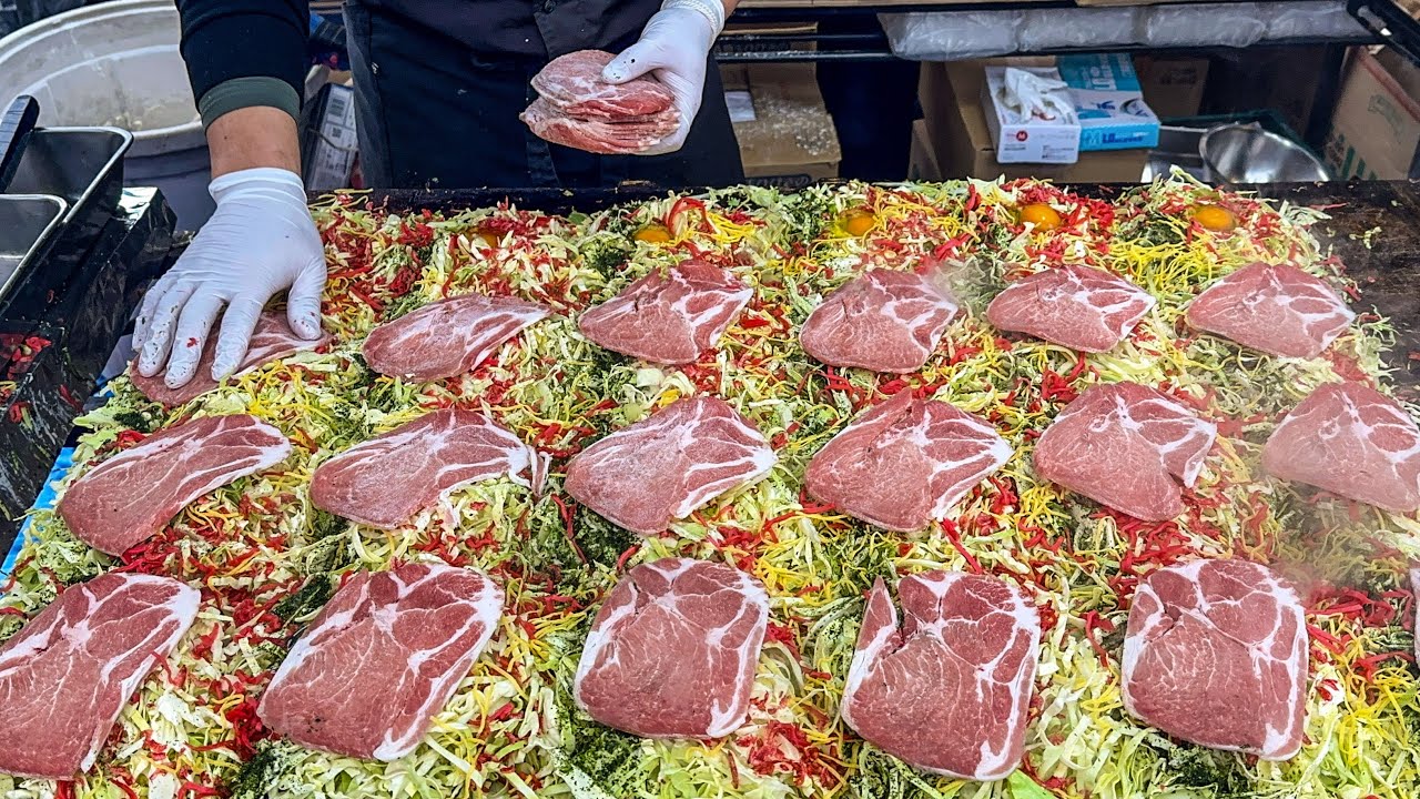 japanese food - okonomiyaki  お好み焼き