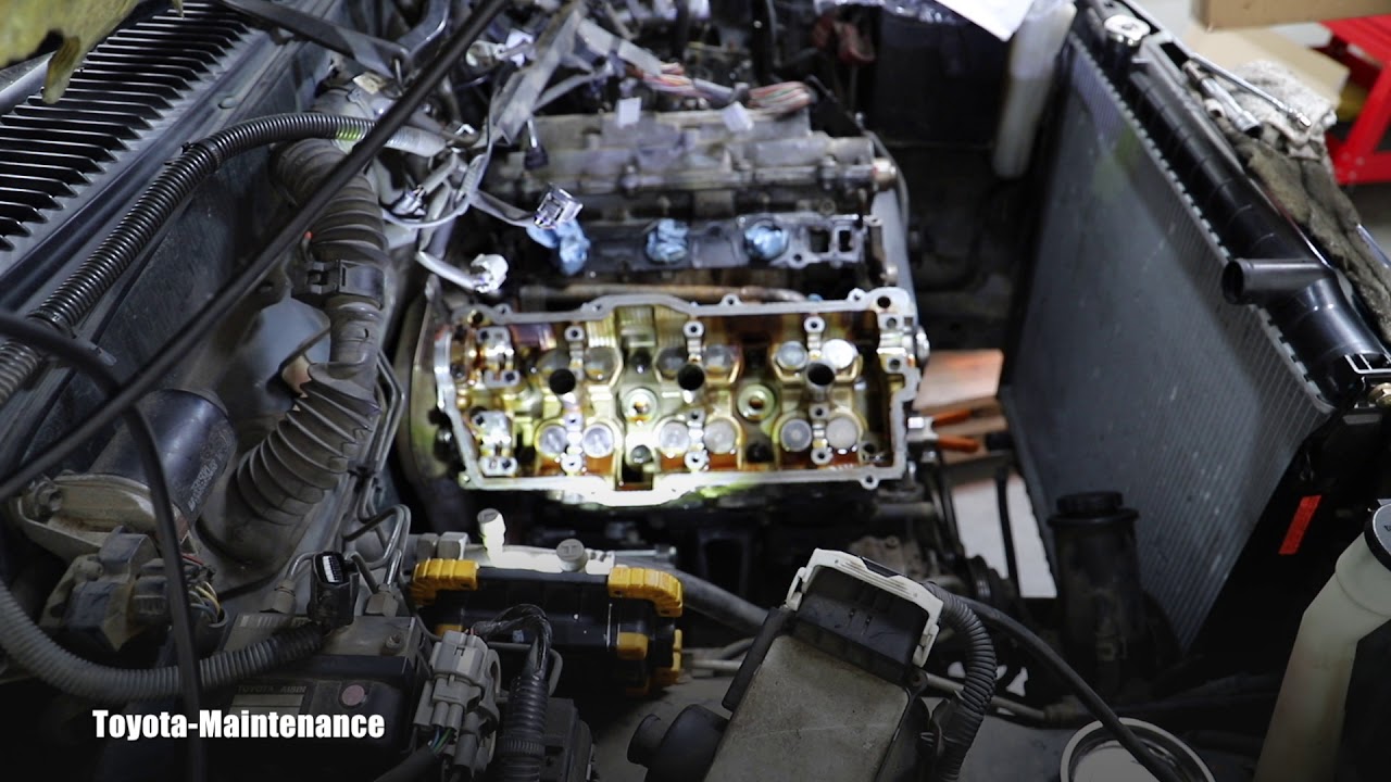 Toyota engine 5VZ-FE cylinder head removal