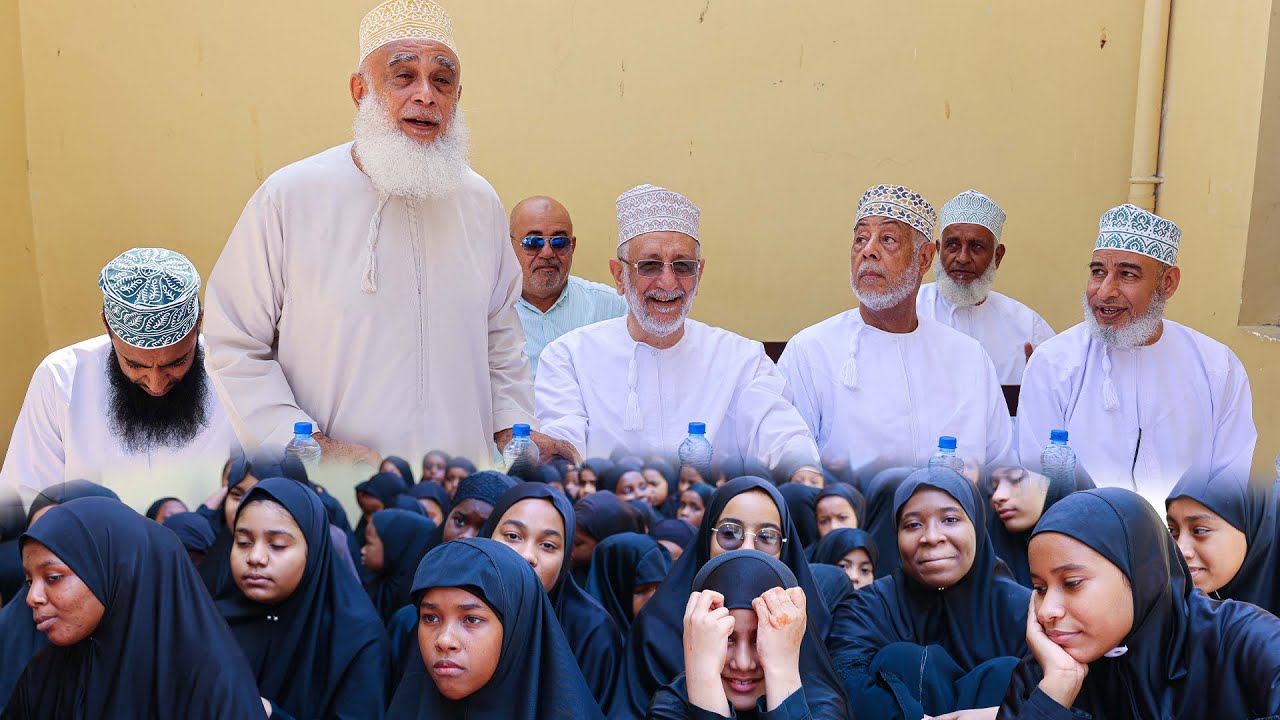 زيارة الشيخ محمد الحارثي في مدرسة الشيخ عبد الله الحارثي في المدينة الحجرية بزنجبار (22/11/2025)