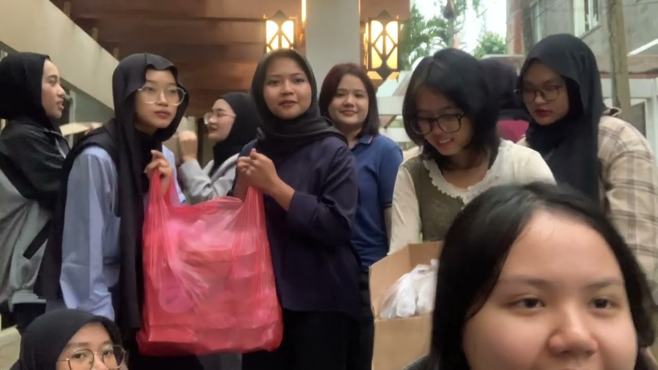 berbagi takjil | cut to cut vlog