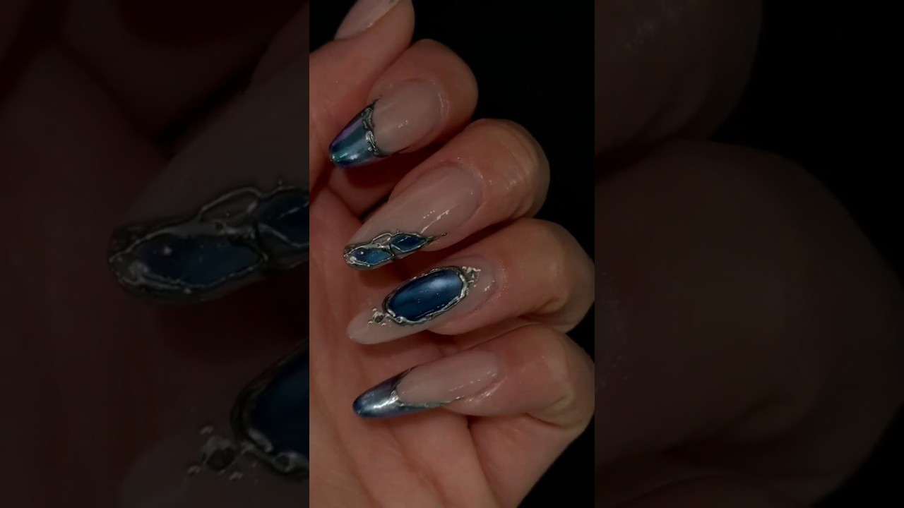 cat eye nail tutorial with chrome accents ✨ save this for your next mani! #cateyenails #cateye
