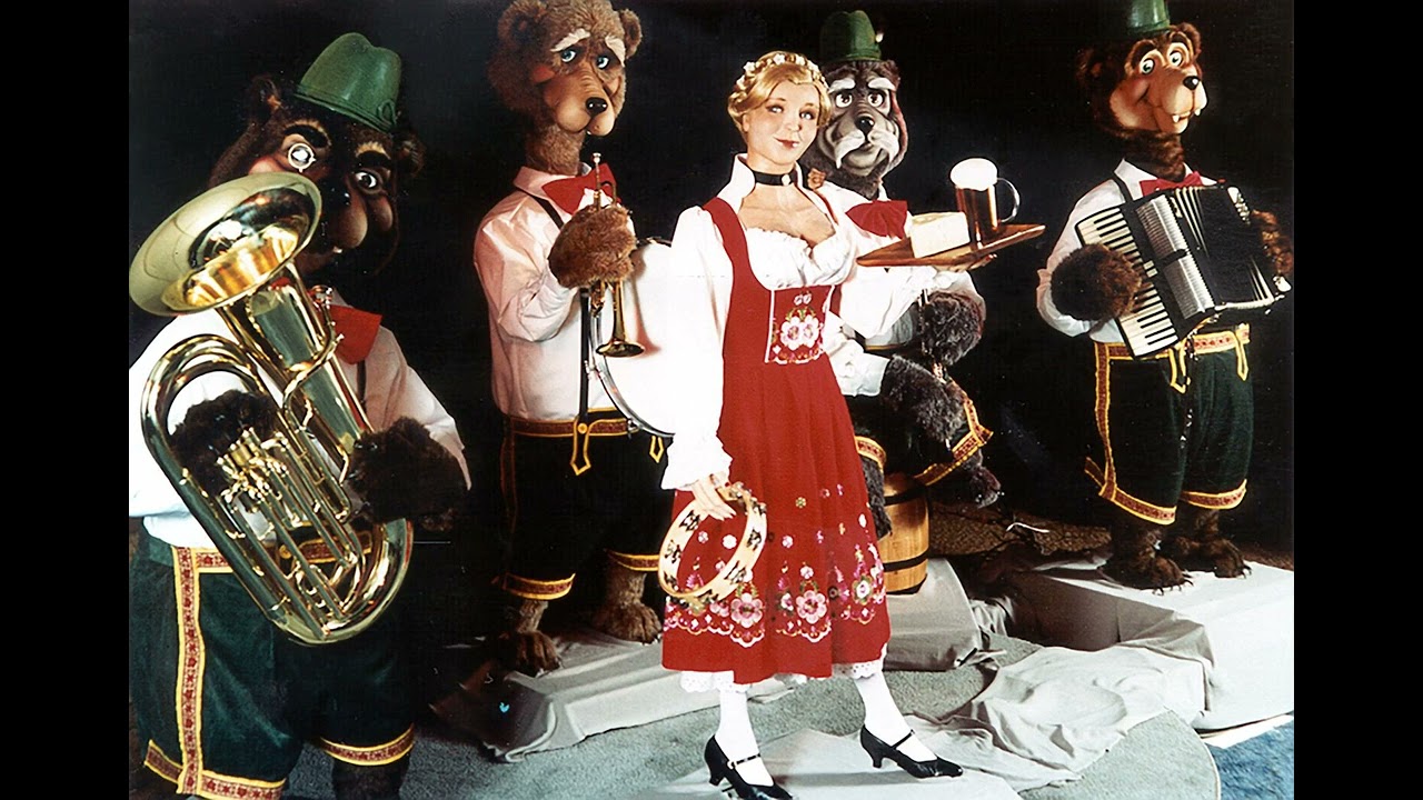 Rusutu Resort's Ursula and the Oompapas Animatronic Audio #1