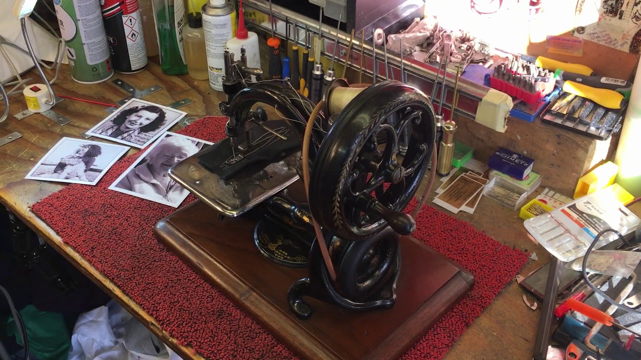 Alex Askaroff & Sewalot Presents the Willcox & Gibbs hand crank.