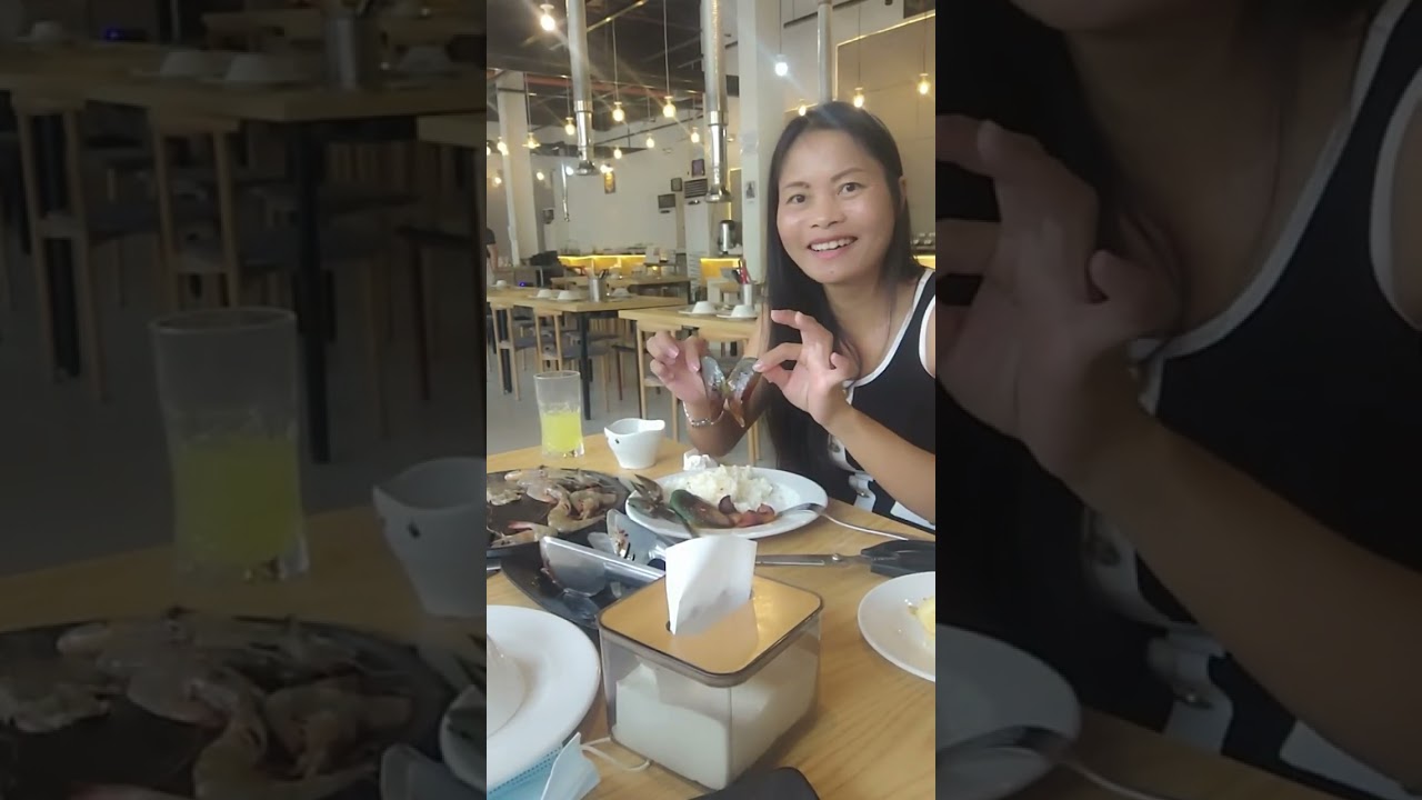 Lunch at korean restaurant..eat all you can at 549pesos only..sulit..ang daming foods..