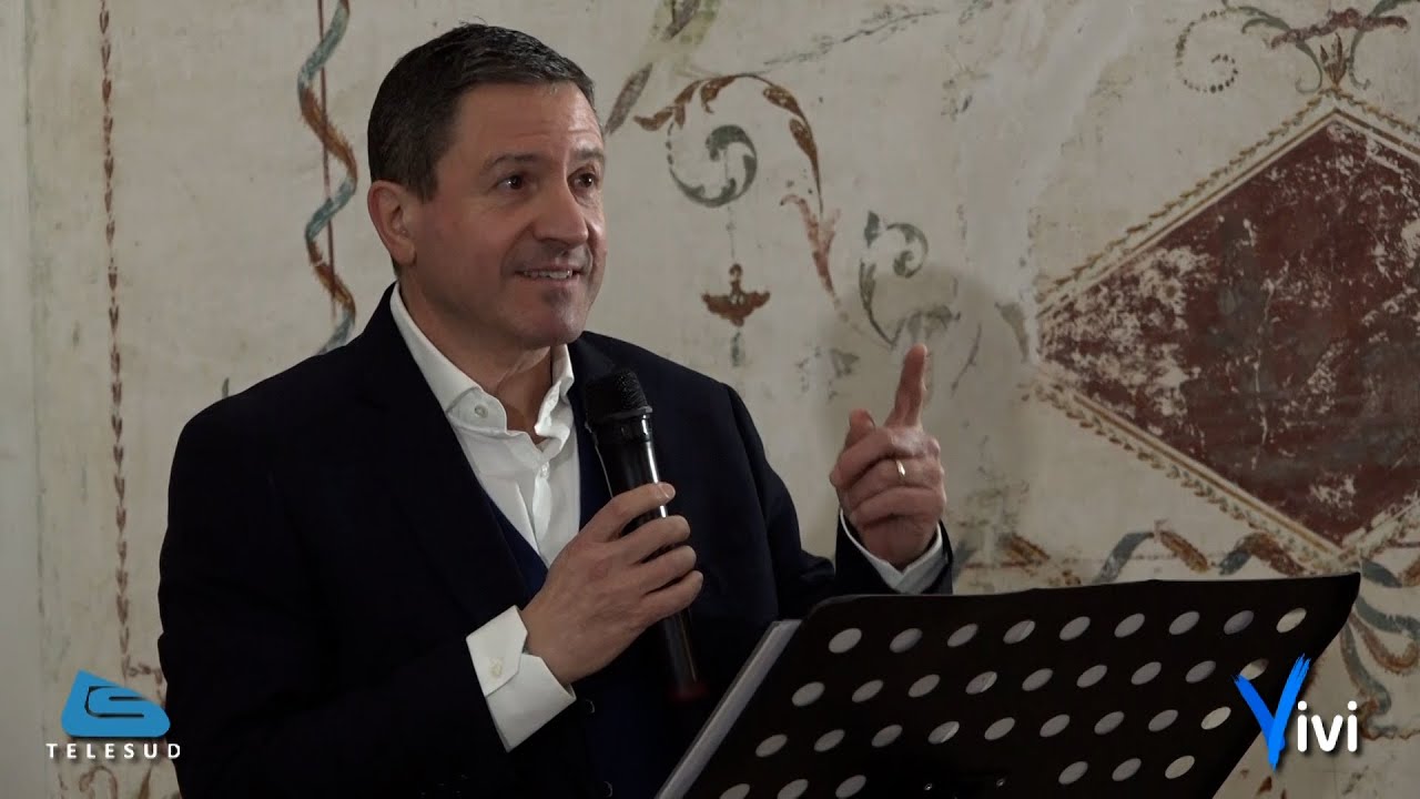 Poesia a palazzo Ducale con Alessandro Faino