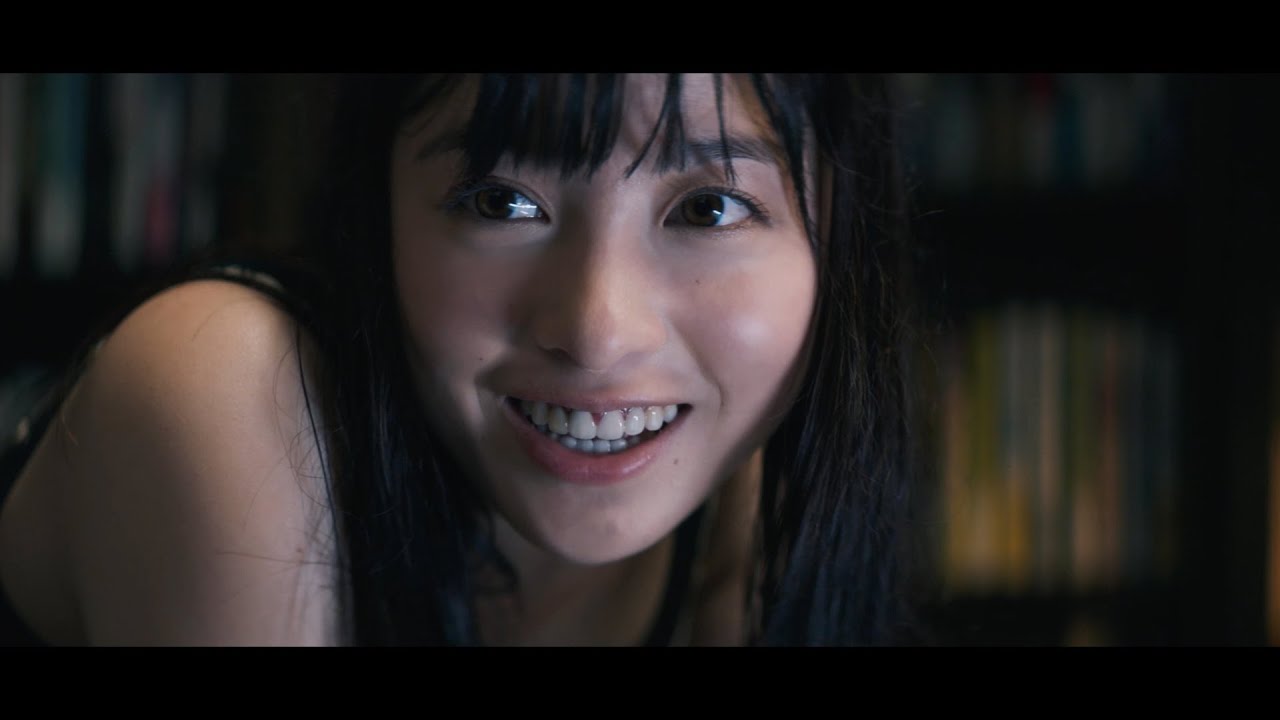 “ドS”橋本環奈、FANTASTICS・佐藤大樹を責め立てる「この恥知らず！」　E-girls・鷲尾伶菜による「こんな世界にしたのは誰だ」歌唱音源初解禁　映画『小説の神様  君としか描けない物語』