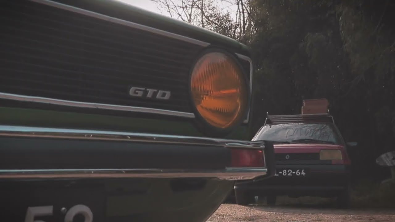 Stachecustoms - Snack Time on Musical Wheels