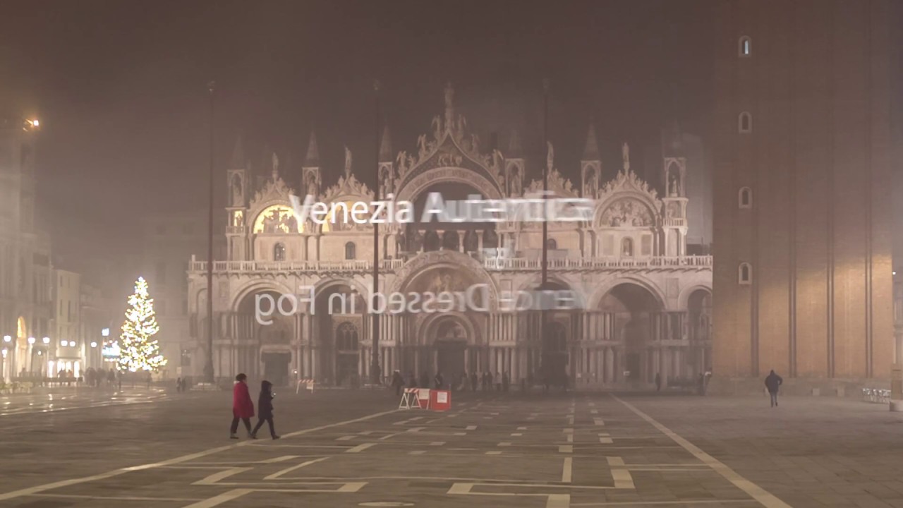 Gorgeous Venice, Italy, dressed in a winter fog | Venezia Autentica [HD]