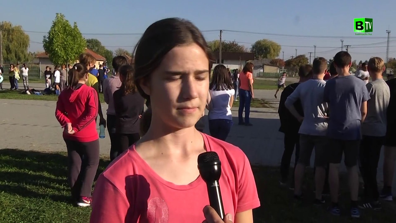 A fiatalok almát kaptak a Túzok futás után