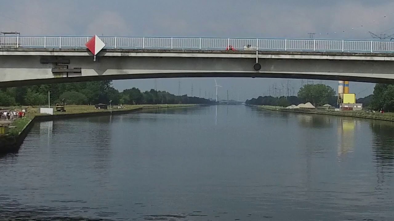 20180603   schuiven brug Geel Stelen
