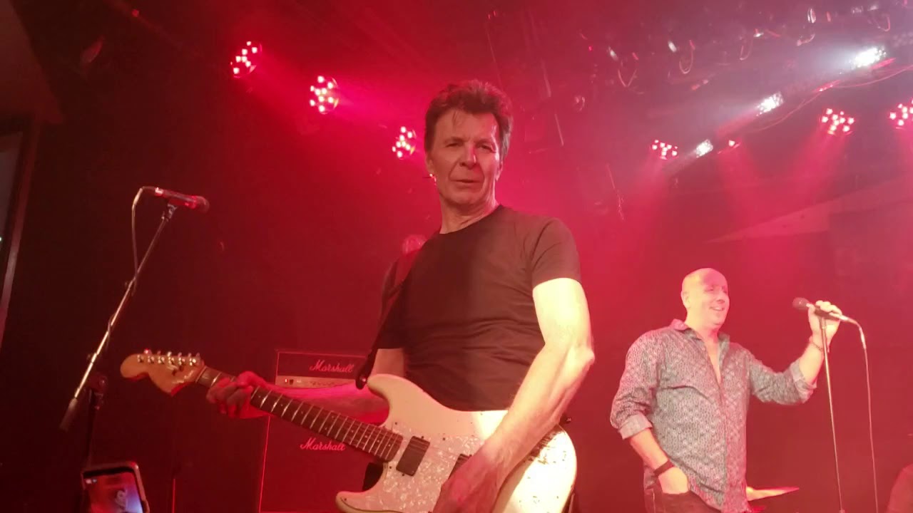 Streetheart - Under My Thumb (Live)