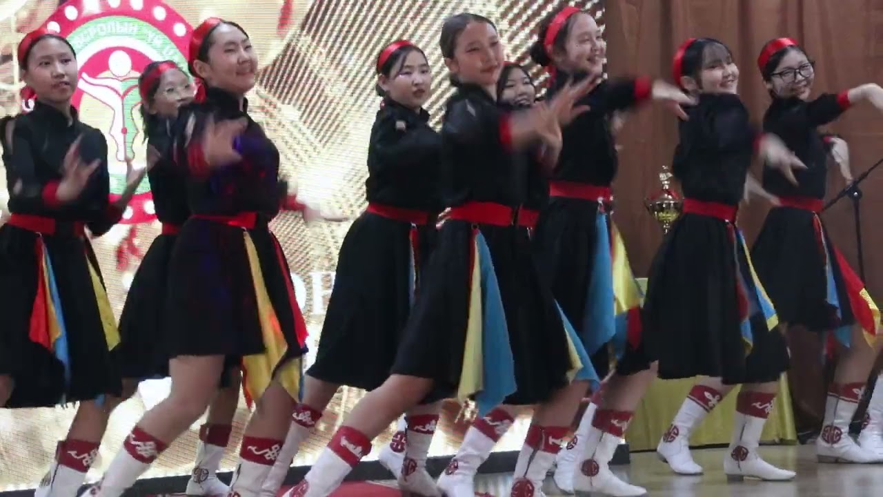 Mongolian students of Ui tsai school performing Mongolian dance for their school cultural event
