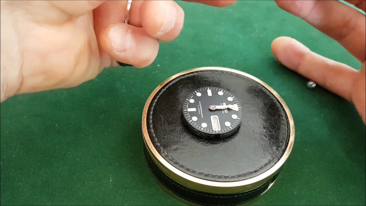 Remplacer un mouvement de montre
