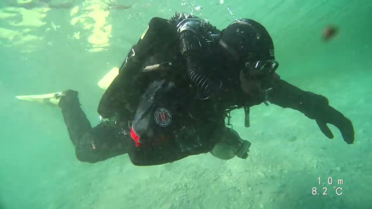 JJ-CCR REBREATHER TRY DIVE IN LECCO AT RAPA NUI
