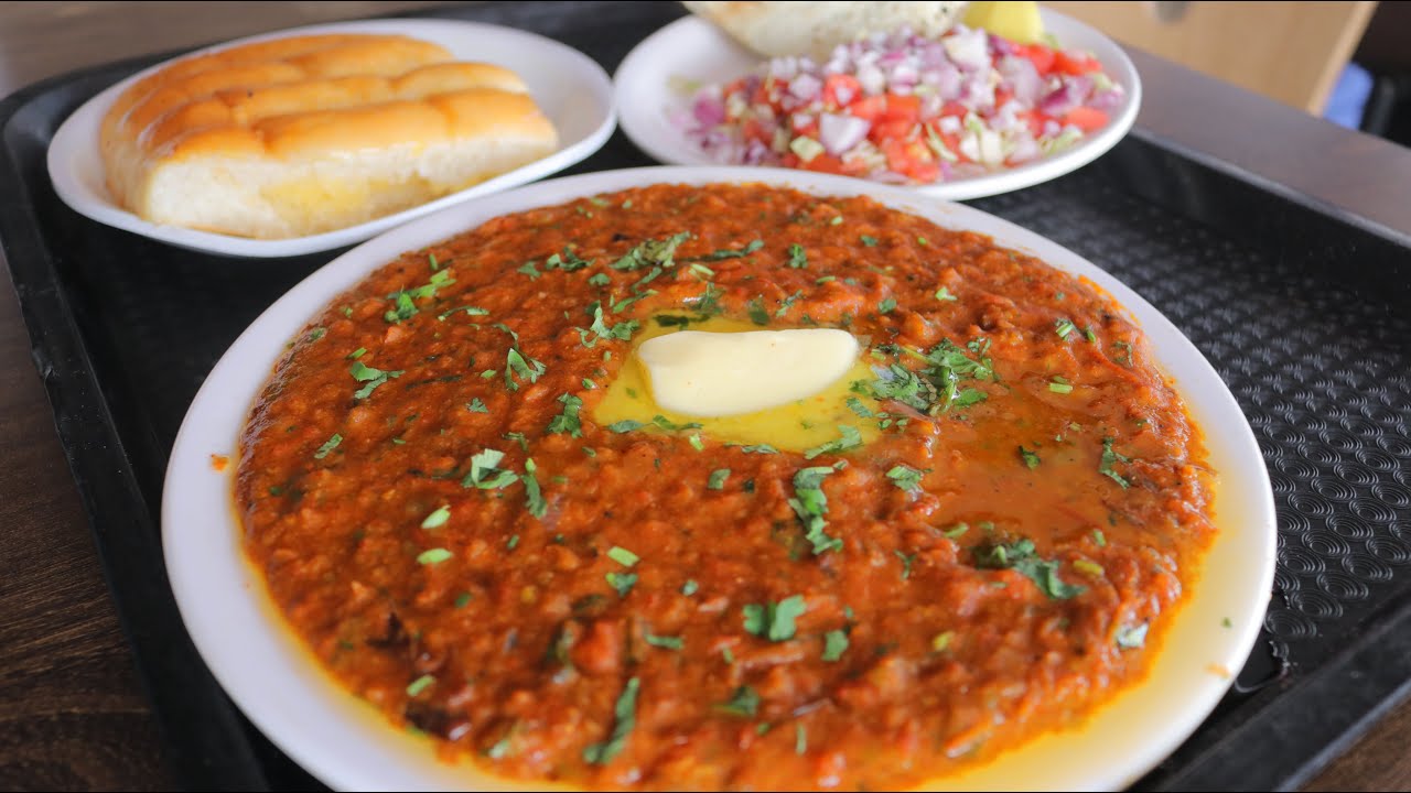 Most Hygienic Restaurant of Surat City | R.D Sharma Restaurant, Surat City Food | Indian Street Food