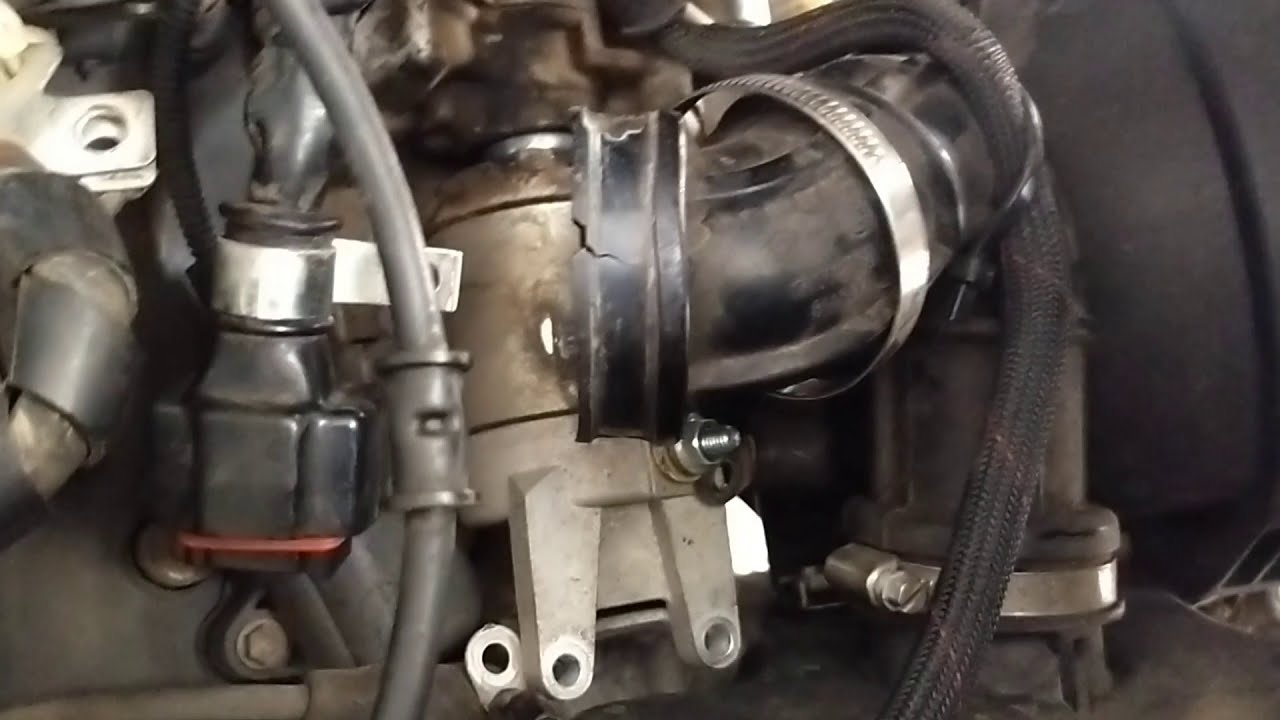 cara mencopot dinamo stater Vespa matic 3v