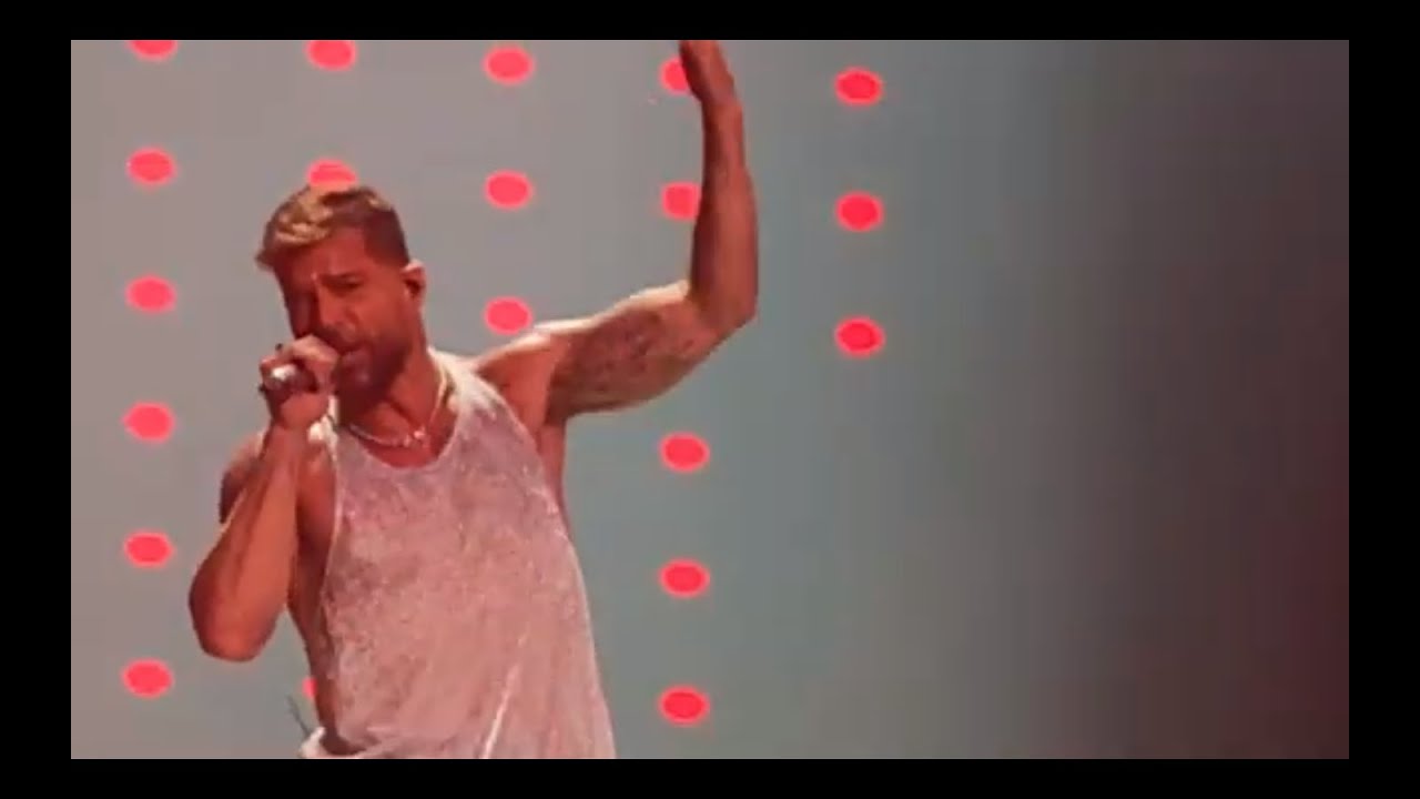 #RickyMartin