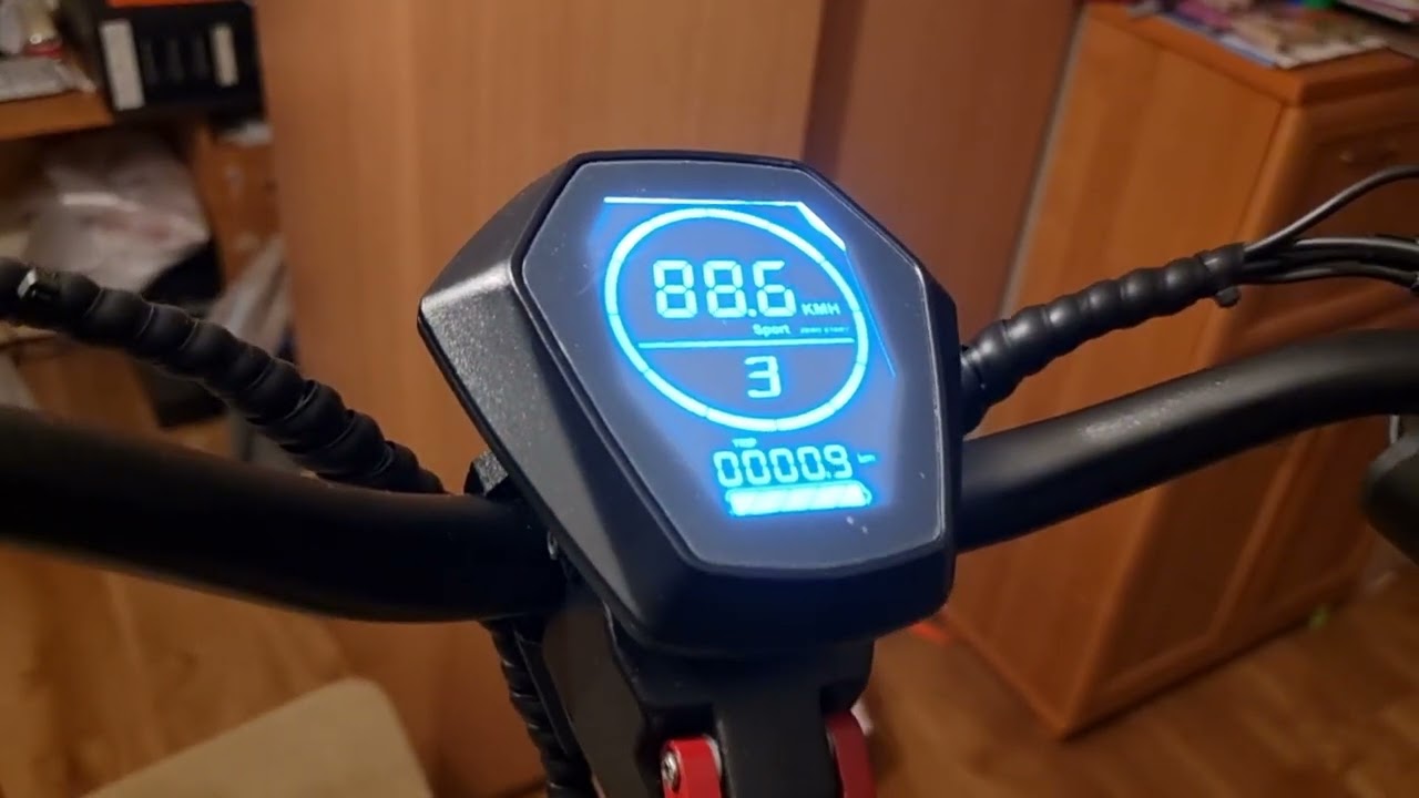 porównanie prędkości i trybów motus scooty 10 2021 vs motus pro sport gt