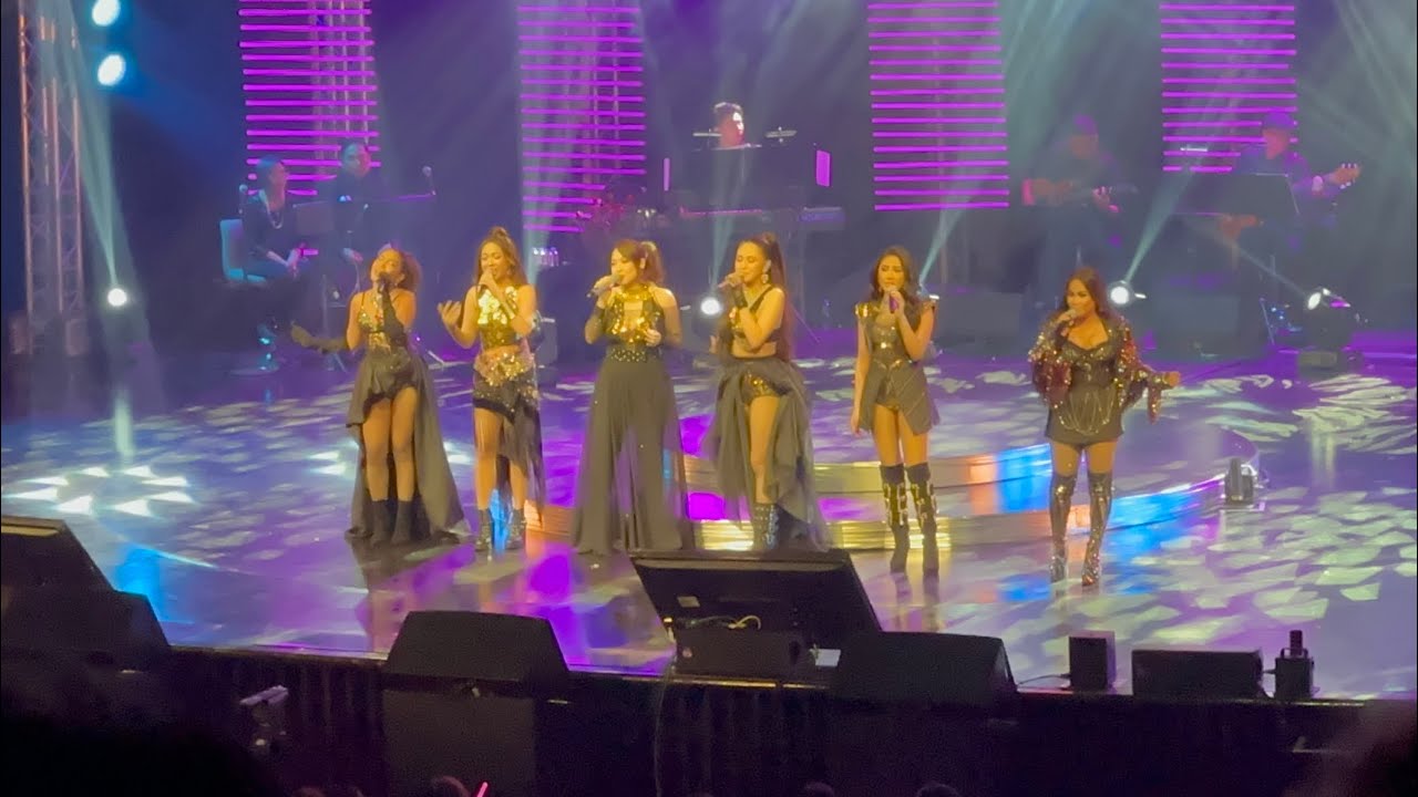 QueenDom Concert - Adele Medley