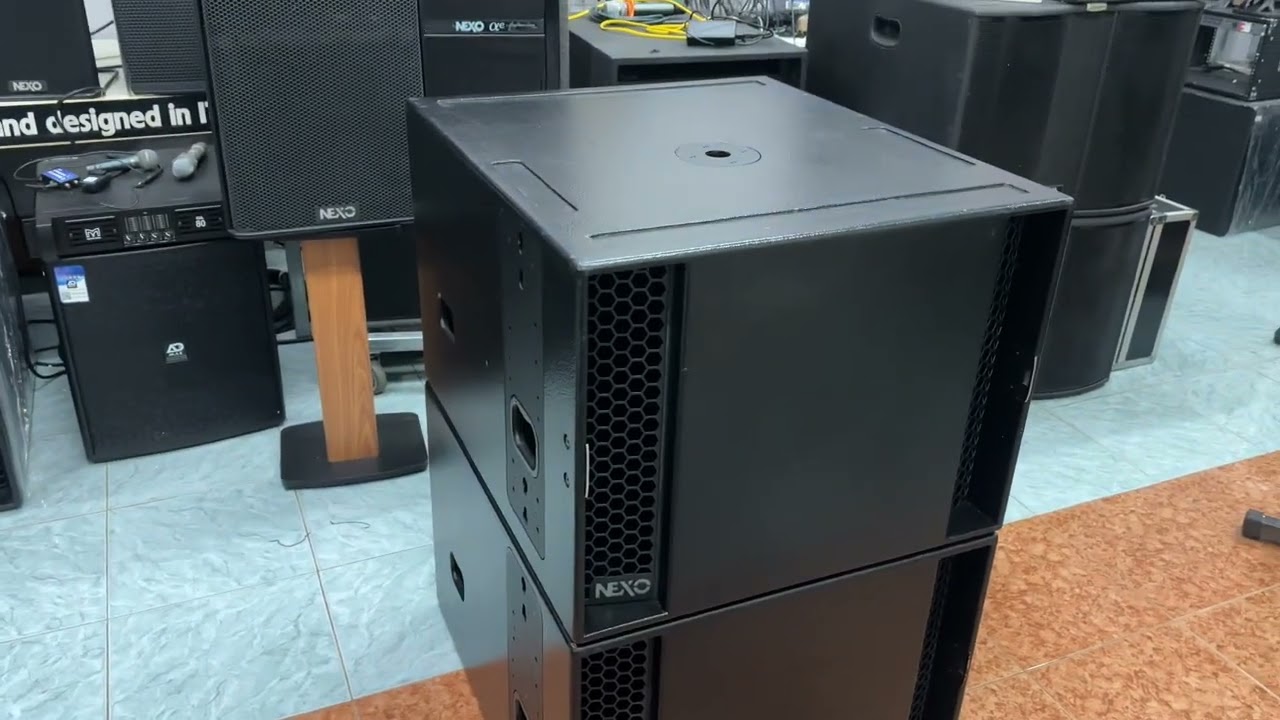 Sub nexo ls18 date 2018 sơn zin bass zin ae cần mua lh 0913173147