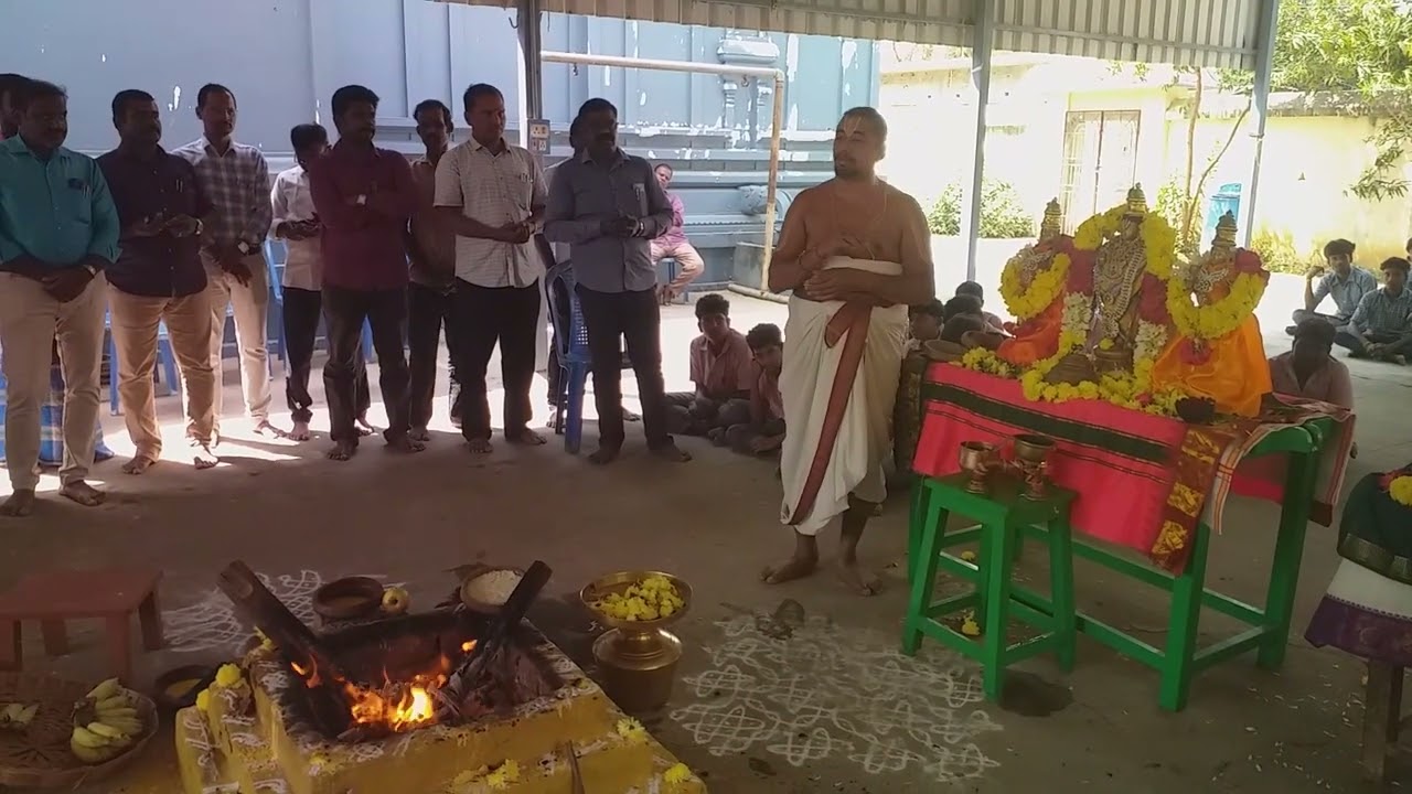 நல்லூர் அருள்மிகு வரதராஜப் பெருமாள் திருக்கோயிலில் அதிக மதிப்பெண்,பிளஸ் டூ மாணவர்கள் பிரார்த்தனை!