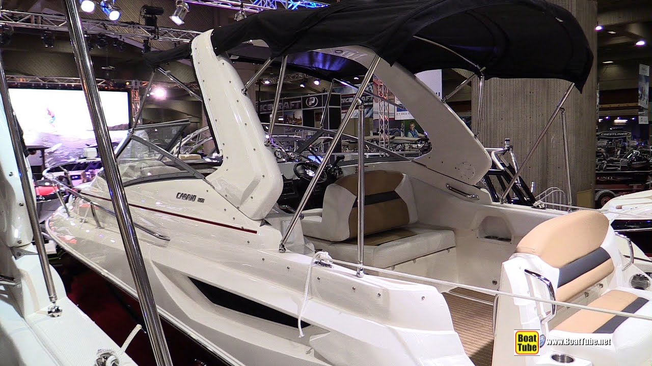 2015 Larson Cabrio 265 Motor Boat - Walkaround - 2015 Montreal Boat Show