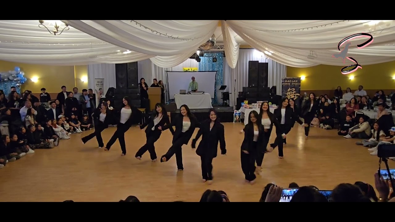 Moonlight talent show for Dao Lan Dance Studio end of year Banquet.