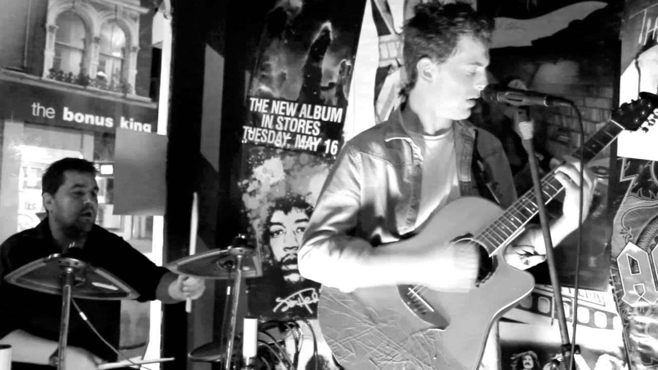 Xander Allen & The Keys - Shoebox Alleyway