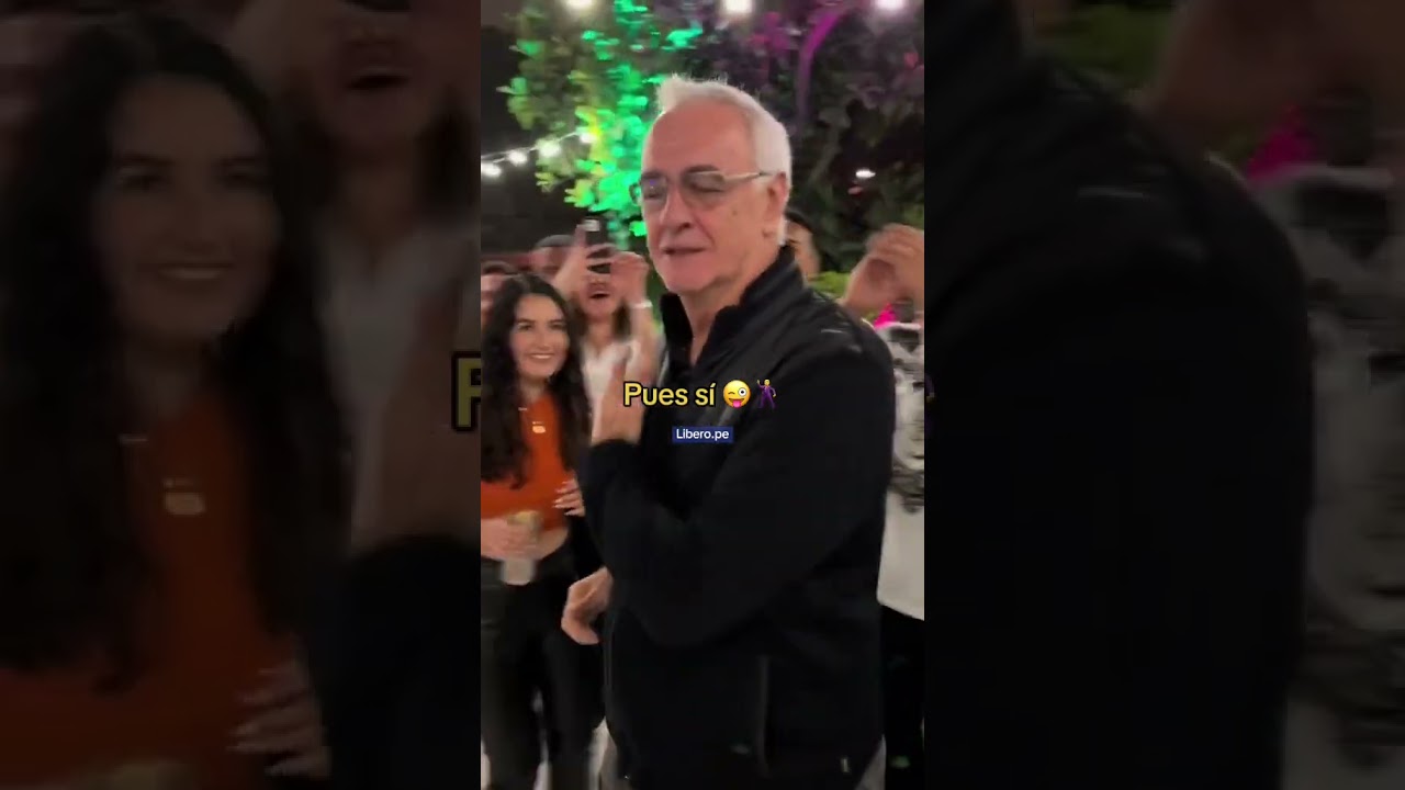 Jorge Fossati y su baile tras ganar el t&iacute;tulo con Universitario #shorts #futbol #universitario