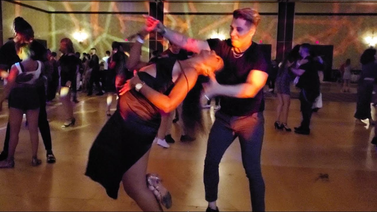 Rafael Barros & Bersy Cortez - Social dancing at 2022 Orlando Salsa Congress