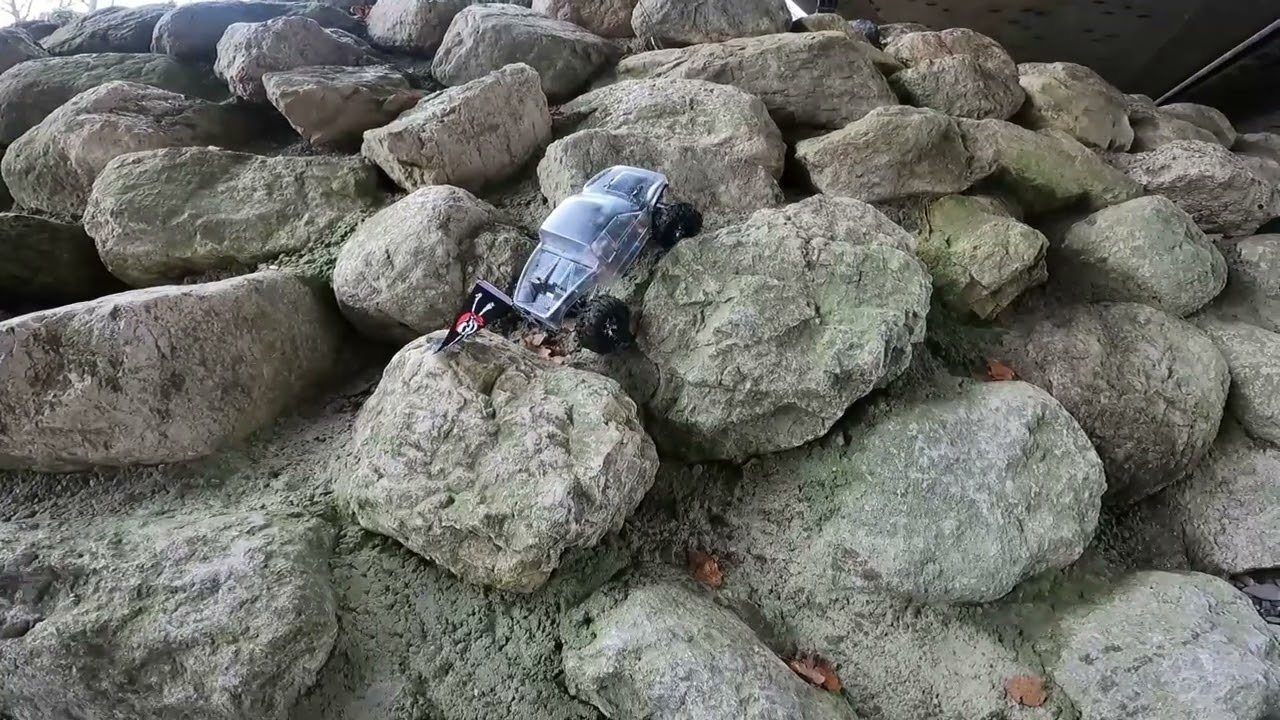 Axial SCX10 Base Camp with Cliffhanger Body