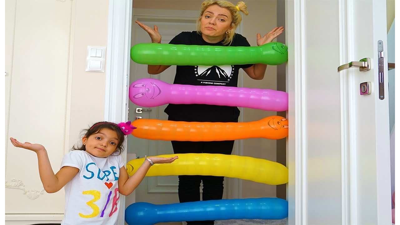 Masal  play with Funny Balloons