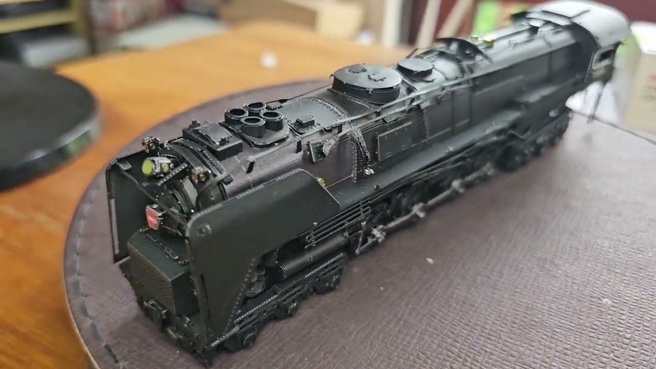 Piececool S-2 Locomotive