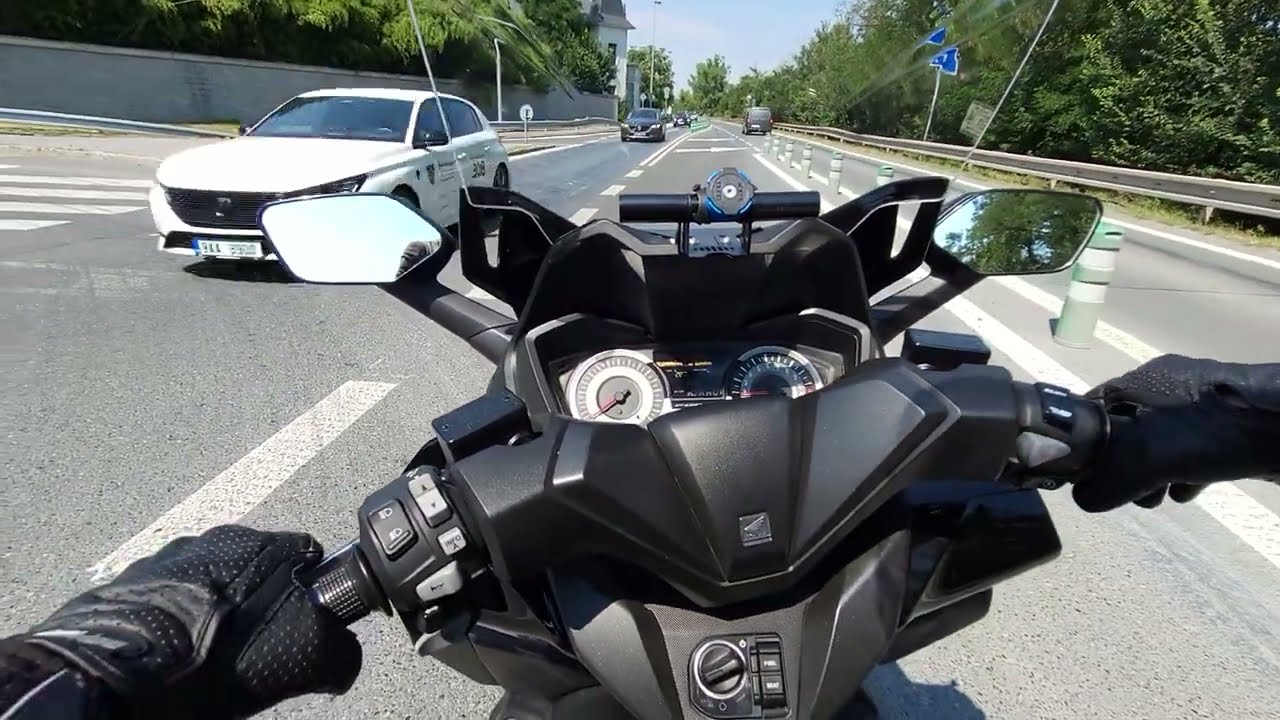 Honda Forza 125 #13