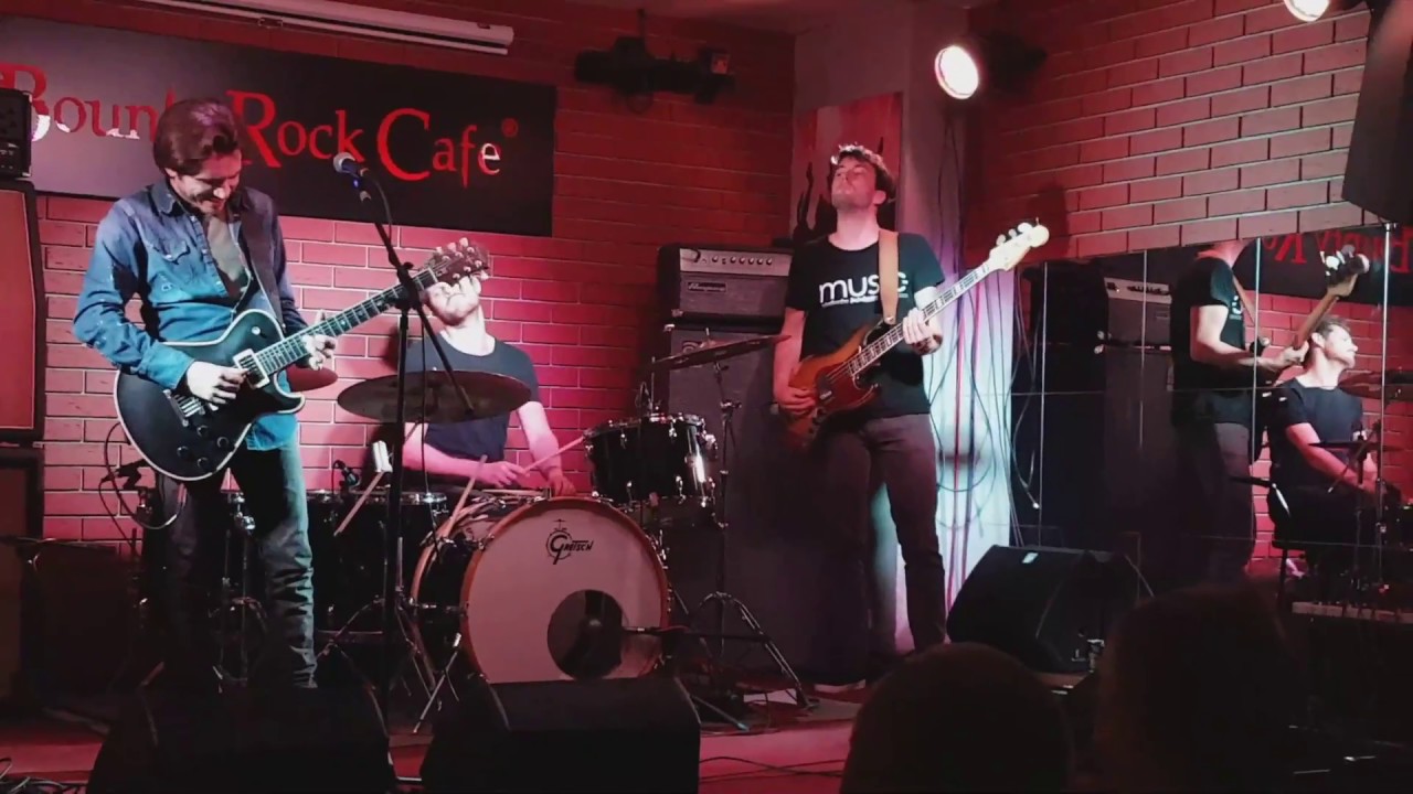 Eric Steckel - She's 19 Years Old, Bounty Rock Cafe 4.10.2018, Olomouc, CZ