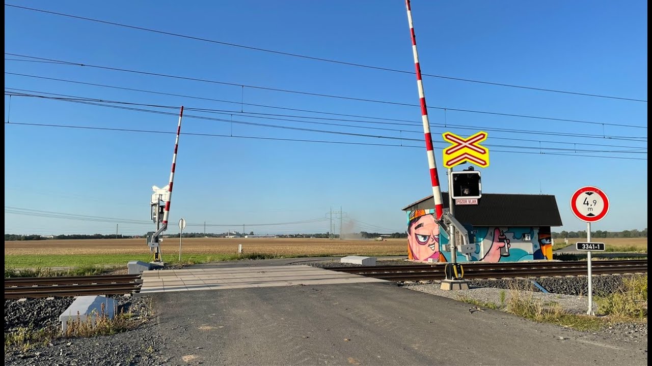 LIVESTREAM #37: Železniční přejezd Poříčany - 11.8.2023 / Czech railroad crossing