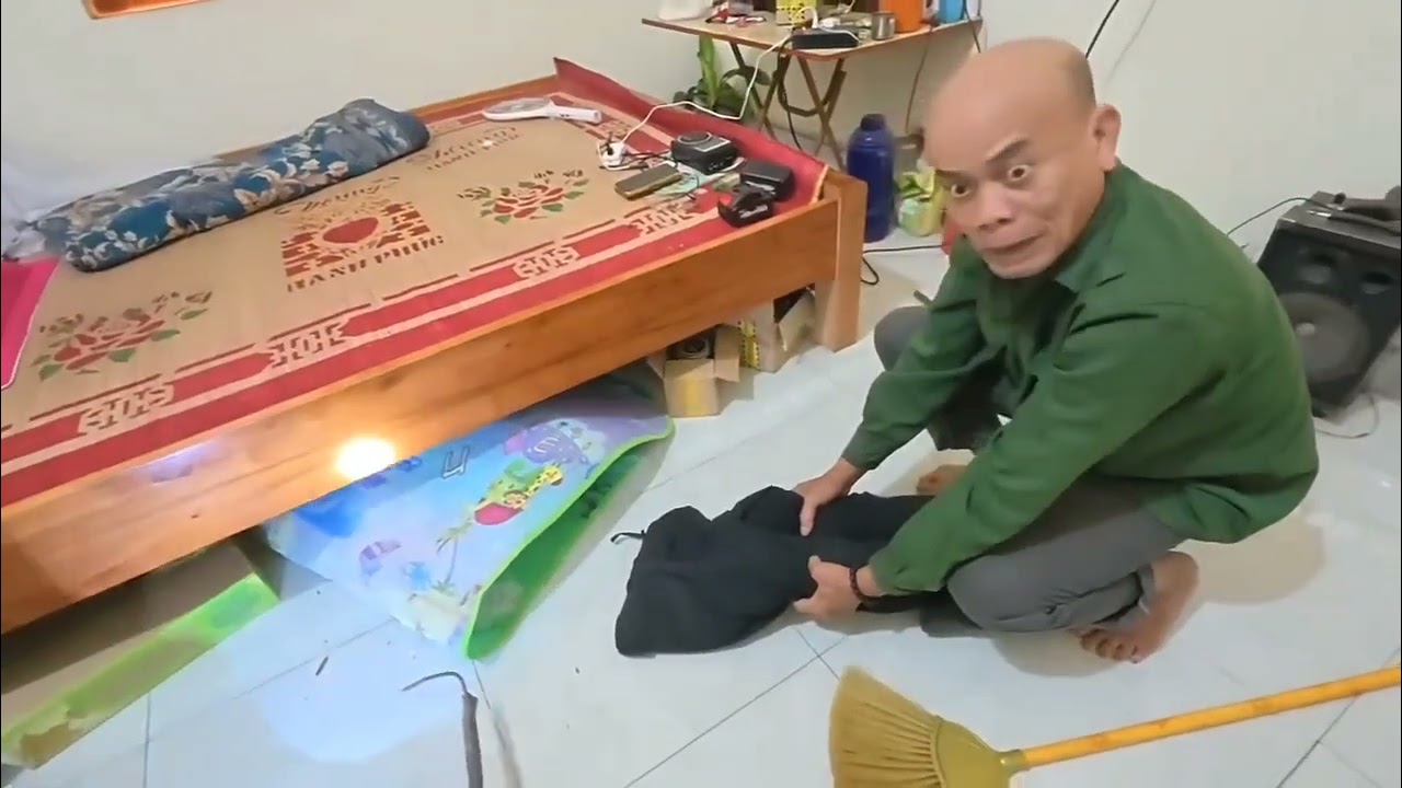 Ăn trộm ở dưới giường chỉ là trò đùa🤣🤣🤣