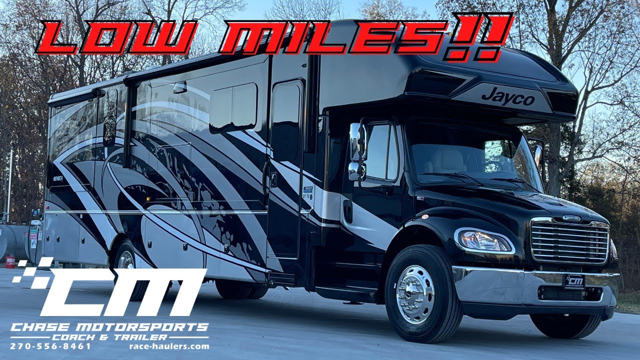 2022 Jayco Seneca 37TS LOW MILES