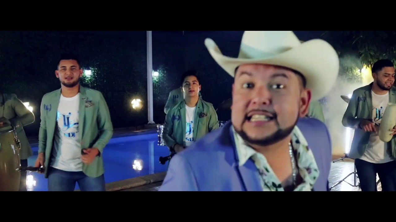 Toño Lizarraga - La Tonta Alegre (Video Oficial)