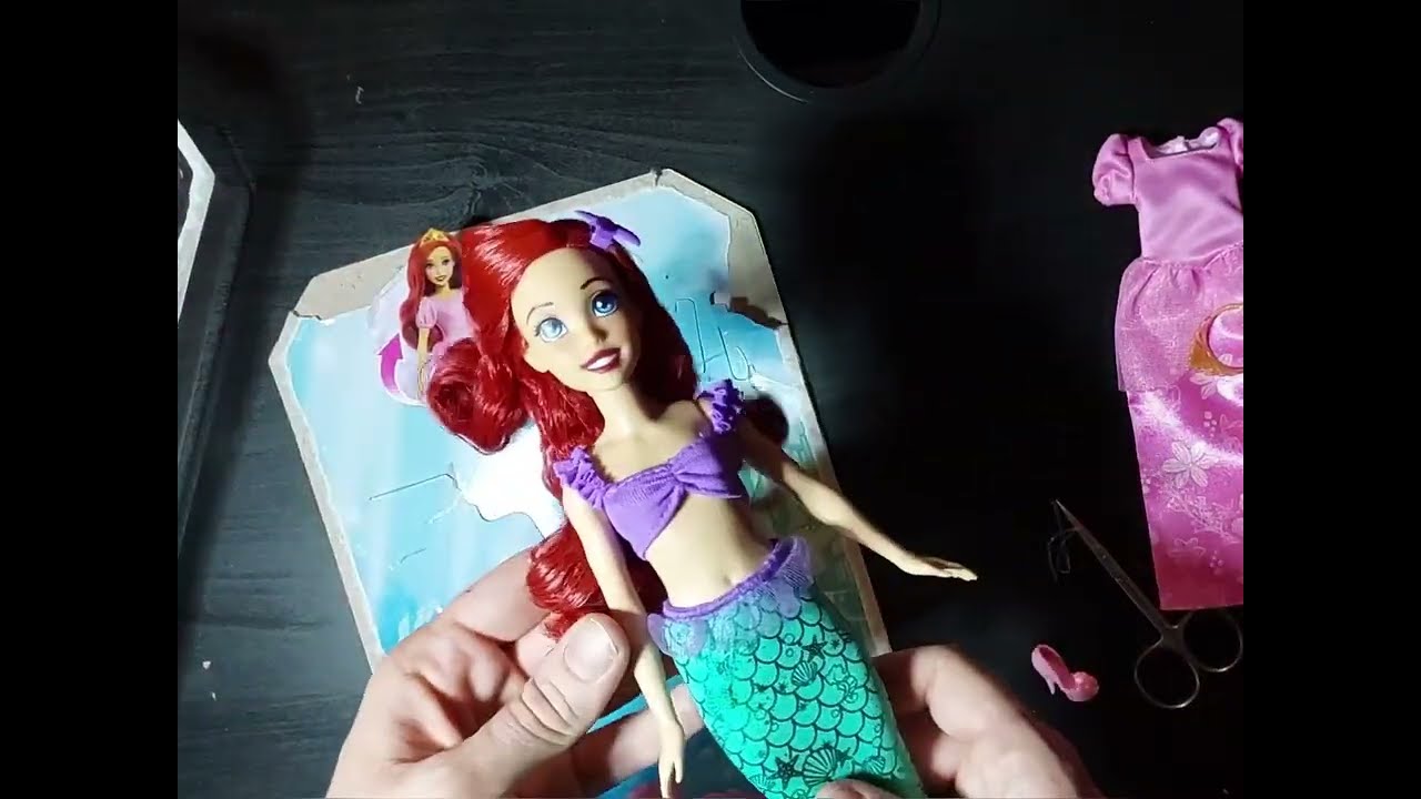 Ariel 2-In-1 Mermaid To Princess 2023 Mattel Doll | Unboxing & Comparing to dolls from 1992 to 2022